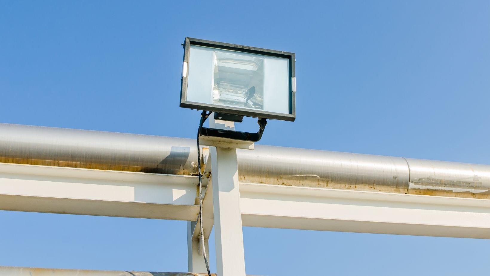 Understanding the Popularity of Floodlights