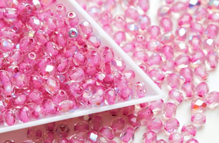 Top Trends in Crystal Beads Wholesale: What’s Hot in the Market